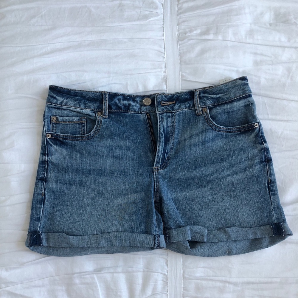 GARAGE FAVOURITE SHORT
